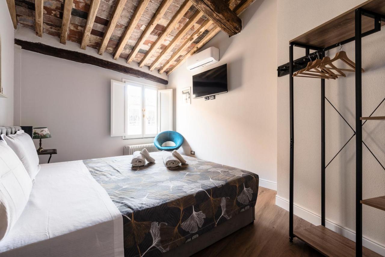 31 Steps To Heaven - Heart Of Lucca Apartamento Exterior foto