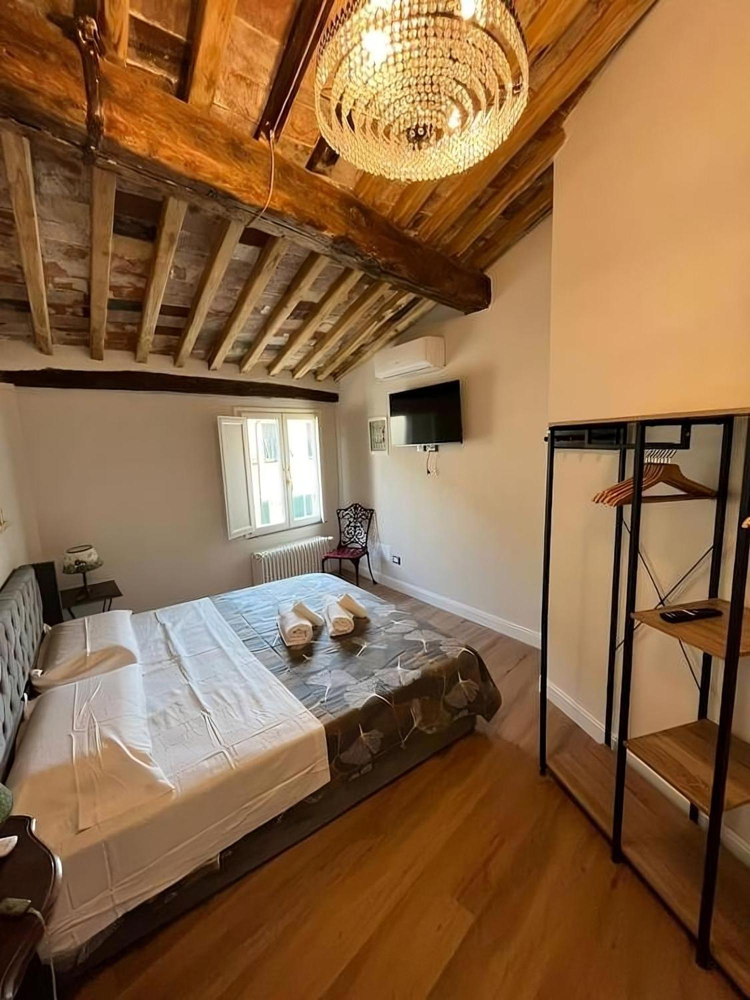 31 Steps To Heaven - Heart Of Lucca Apartamento Exterior foto